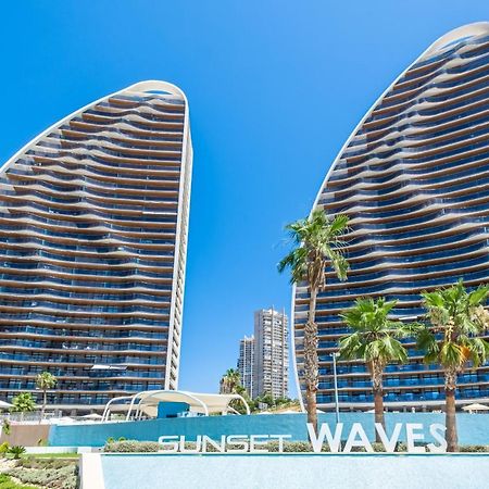 Sunset Waves Deluxe Apartments Poniente Beach Resort Benidorm Eksteriør billede