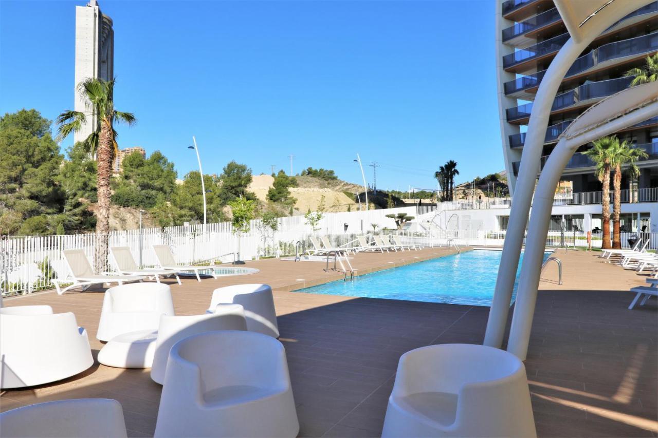 Sunset Waves Deluxe Apartments Poniente Beach Resort Benidorm Eksteriør billede