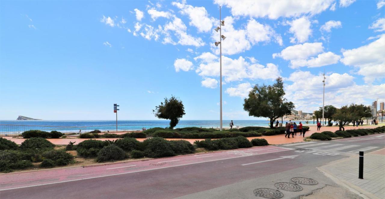 Sunset Waves Deluxe Apartments Poniente Beach Resort Benidorm Eksteriør billede