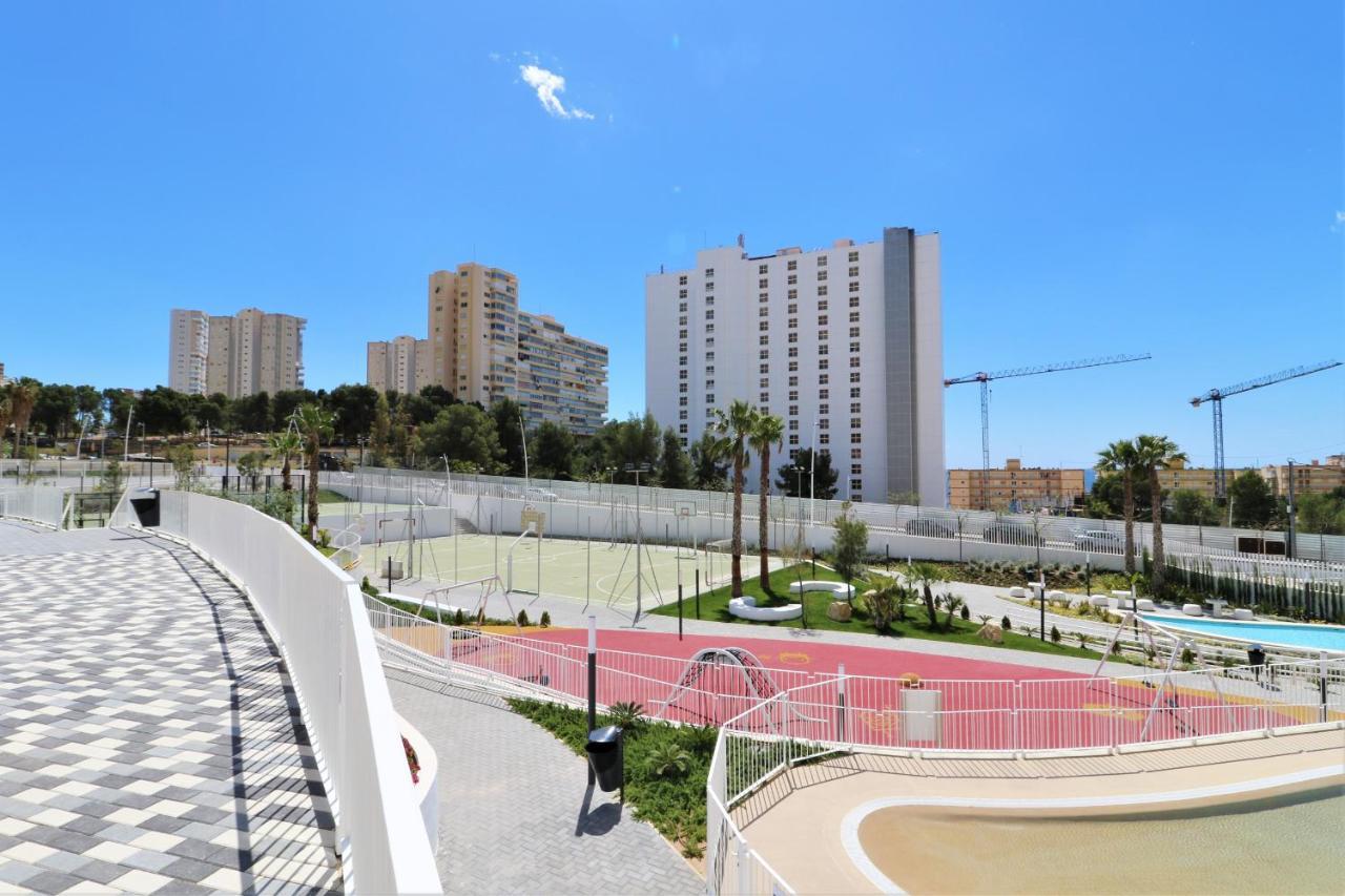 Sunset Waves Deluxe Apartments Poniente Beach Resort Benidorm Eksteriør billede