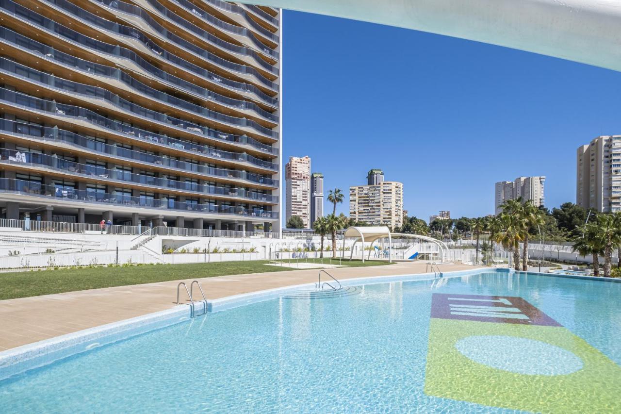 Sunset Waves Deluxe Apartments Poniente Beach Resort Benidorm Eksteriør billede