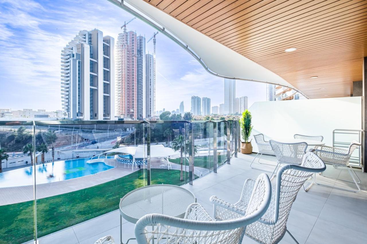 Sunset Waves Deluxe Apartments Poniente Beach Resort Benidorm Eksteriør billede