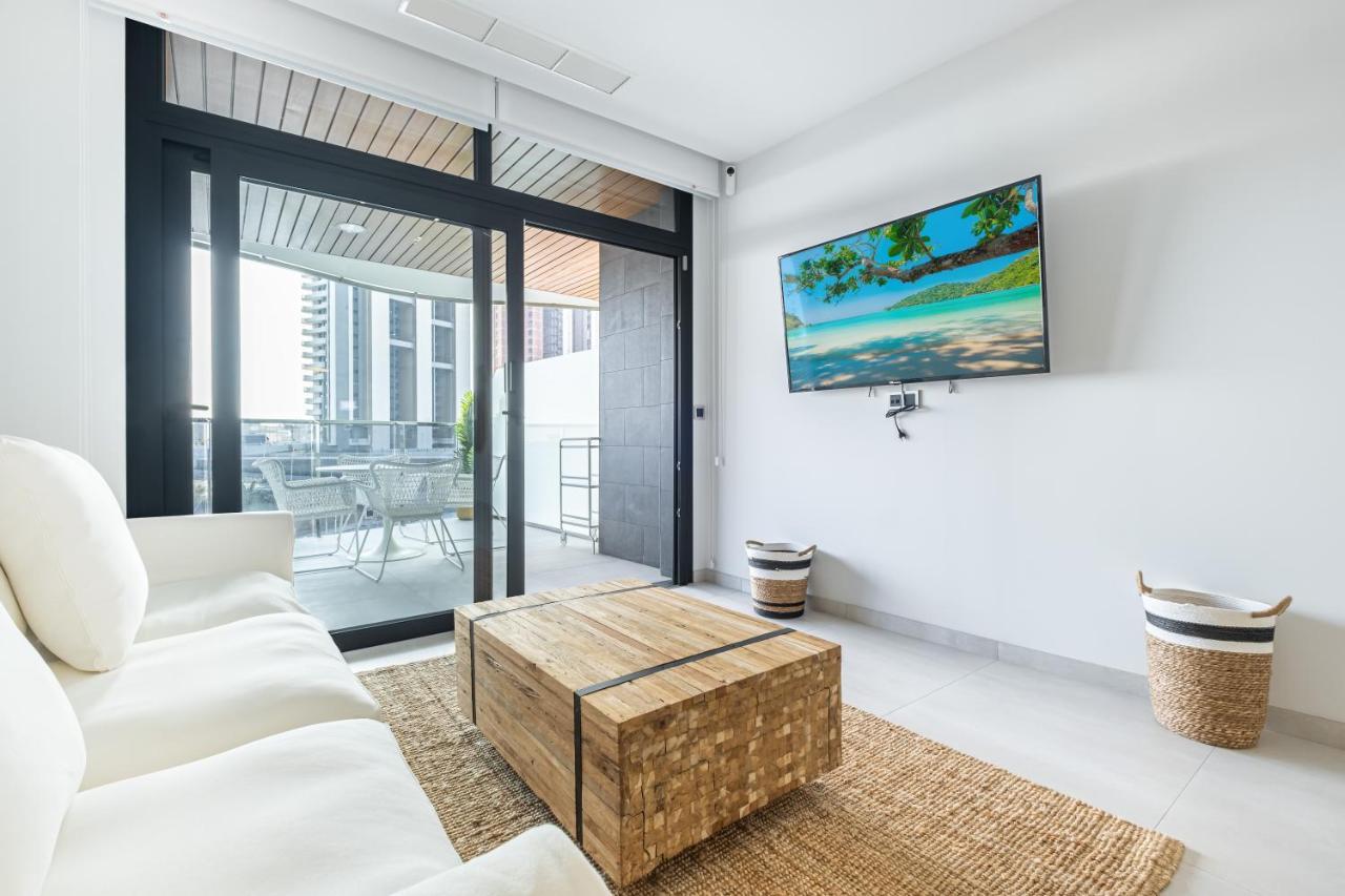 Sunset Waves Deluxe Apartments Poniente Beach Resort Benidorm Eksteriør billede