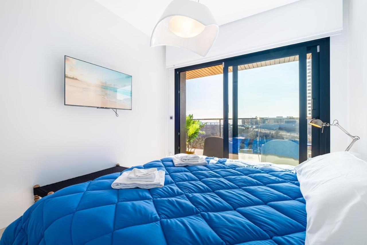 Sunset Waves Deluxe Apartments Poniente Beach Resort Benidorm Eksteriør billede