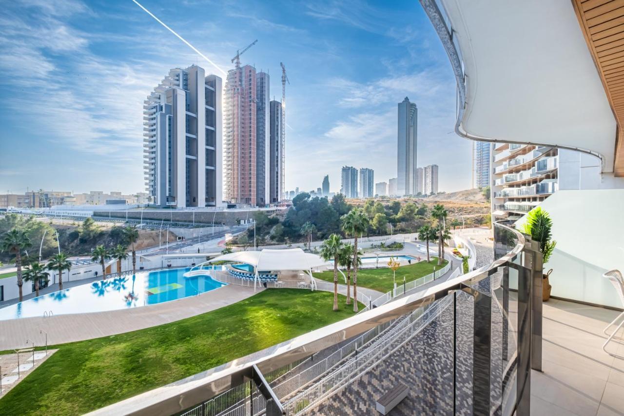 Sunset Waves Deluxe Apartments Poniente Beach Resort Benidorm Eksteriør billede